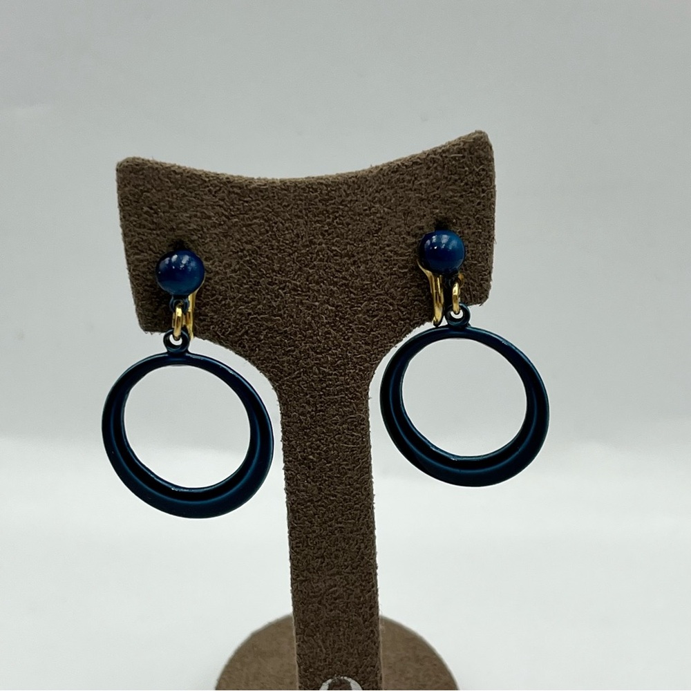 Vintage dark Blue metal Earrings with clip on modern Design